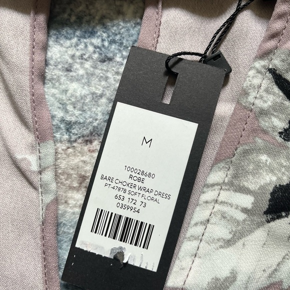 NWT Floral Sleeveless Dress - Picture 2 of 5